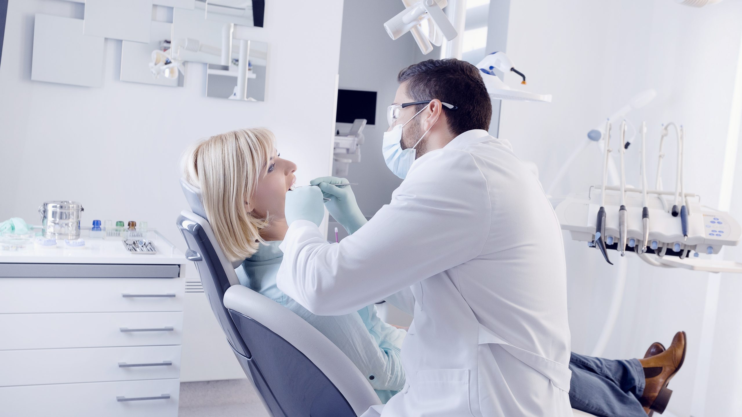Dentist in Hampton, IA